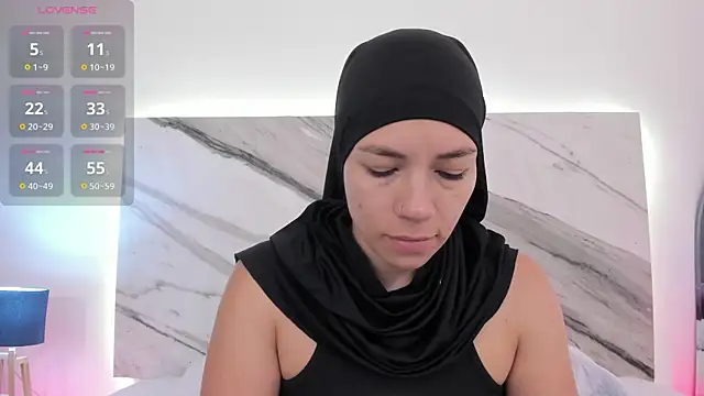 aisha vs online show from 30, 3, 2026