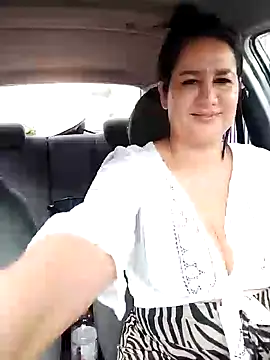 Snapshot of keilymadam chatting on 18, 12, 2024 keilymadam online show from 18, 12, 2024