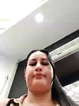 Snapshot of keilymadam chatting on 29, 1, 2025 keilymadam online show from 29, 1, 2025