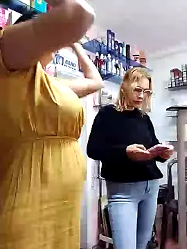 Snapshot of keilymadam chatting on 31, 1, 2025 keilymadam online show from 31, 1, 2025