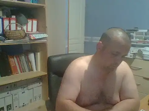 Snapshot of manubm03 chatting on 23, 5, 2026 manubm03 online show from 23, 5, 2026