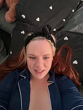 Snapshot of AnjaAmelia chatting on 13, 2, 2026 AnjaAmelia online show from 13, 2, 2026