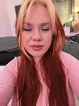 AnjaAmelia online show from 15, 4, 2026