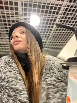 KrisMagnoly online show from 4, 2, 2026