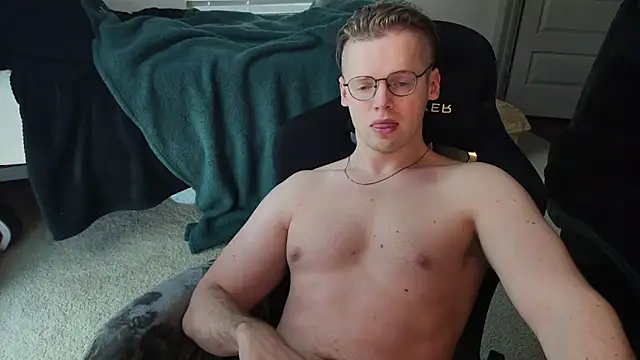 Snapshot of doloresman chatting on 9, 7, 2026 doloresman online show from 9, 7, 2026