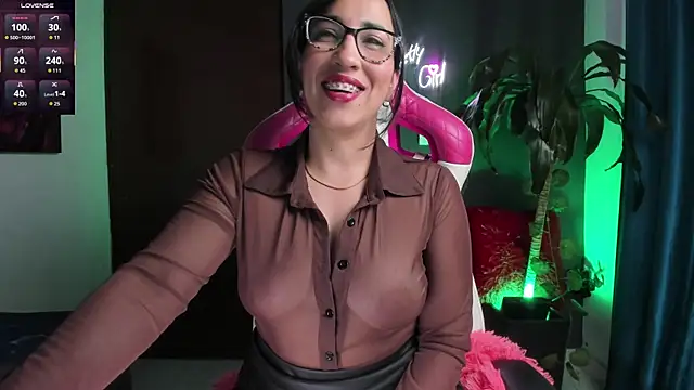 Katiehill 1 online show from 29, 11, 2025