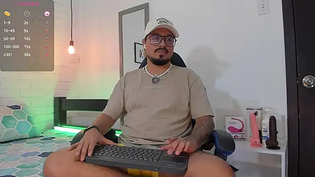 DaviidEvans  online show from 7, 10, 2025