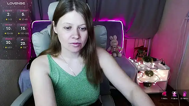 alekasamui online show from 17, 1, 2025