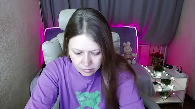 alekasamui online show from 21, 2, 2025