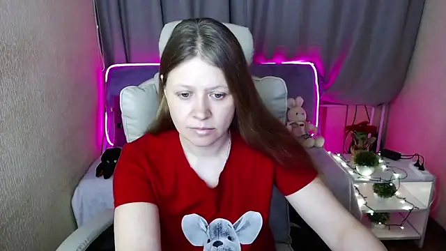 alekasamui online show from 1, 3, 2025