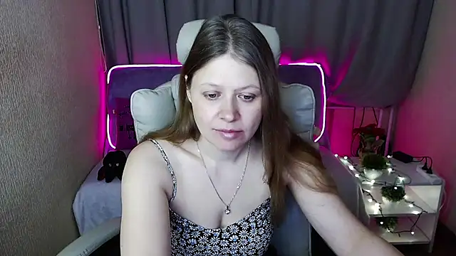 alekasamui online show from 3, 3, 2025