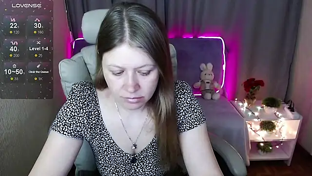 alekasamui online show from 18, 3, 2025