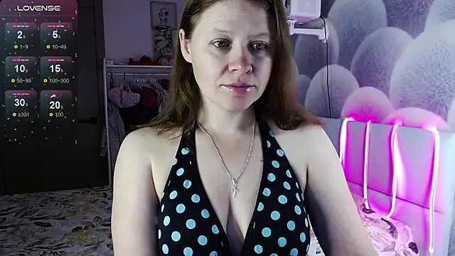 alekasamui online show from 29, 9, 2025