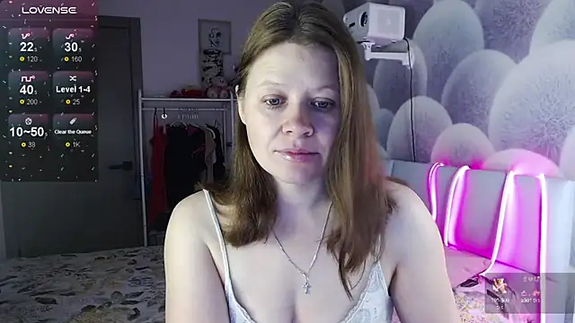 alekasamui online show from 7, 10, 2025