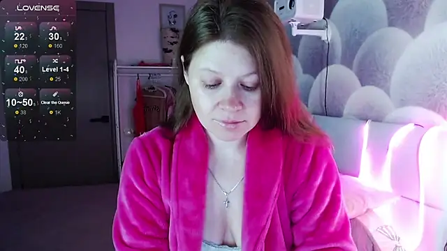 alekasamui online show from 4, 11, 2025