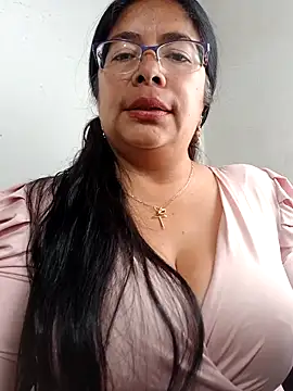 Snapshot of __valentina18 chatting on 23, 2, 2025   valentina18 online show from 23, 2, 2025
