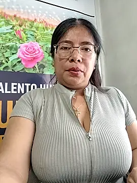   valentina18 online show from 25, 4, 2026