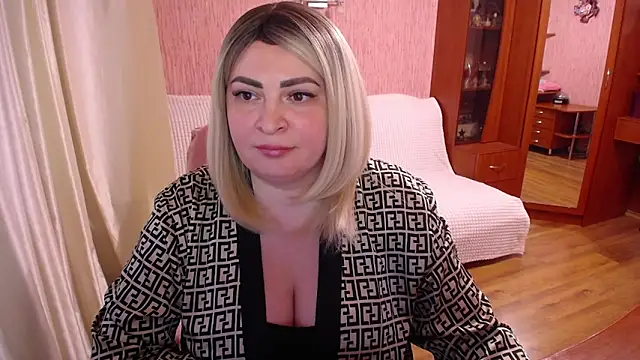 Snapshot of -MeowMeow chatting on 27, 6, 2026 -MeowMeow online show from 27, 6, 2026