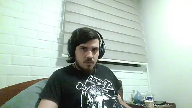 Snapshot of hung_weeb chatting on 13, 6, 2026 hung weeb online show from 13, 6, 2026