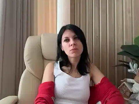 Snapshot of InjaAtHome chatting on 1, 12, 2025 InjaAtHome online show from 1, 12, 2025