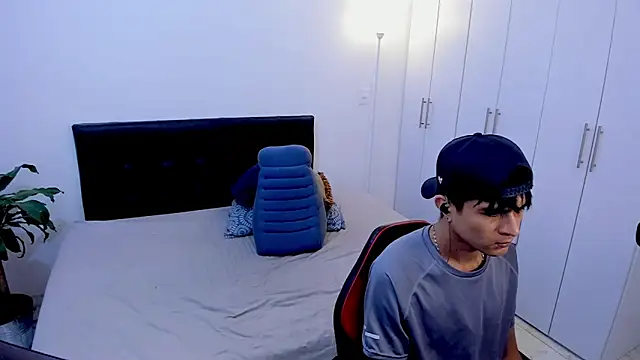 Snapshot of Eiden_allenx chatting on 22, 1, 2025 Eiden allenx online show from 22, 1, 2025