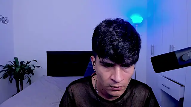 Snapshot of Eiden_allenx chatting on 4, 2, 2025 Eiden allenx online show from 4, 2, 2025