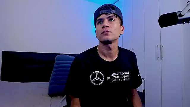 Snapshot of Eiden_allenx chatting on 9, 2, 2025 Eiden allenx online show from 9, 2, 2025