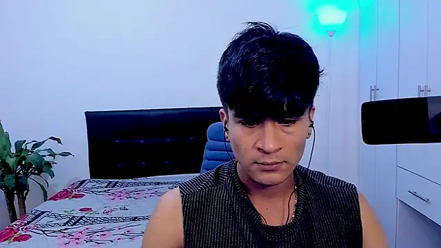 Snapshot of Eiden_allenx chatting on 10, 2, 2025 Eiden allenx online show from 10, 2, 2025