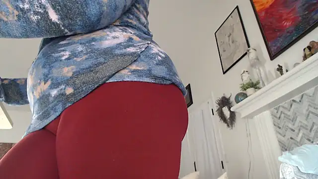 Snapshot of AuroraWillows chatting on 1, 2, 2026 AuroraWillows online show from 1, 2, 2026