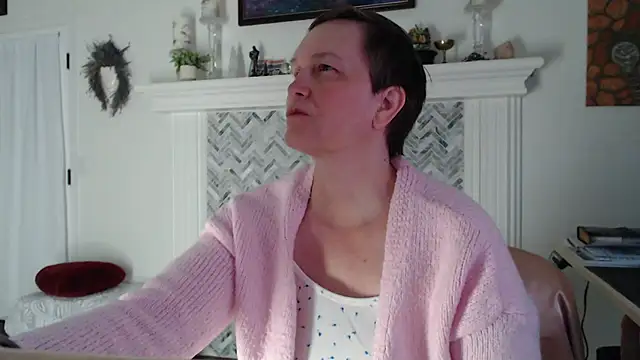 Snapshot of AuroraWillows chatting on 3, 3, 2026 AuroraWillows online show from 3, 3, 2026