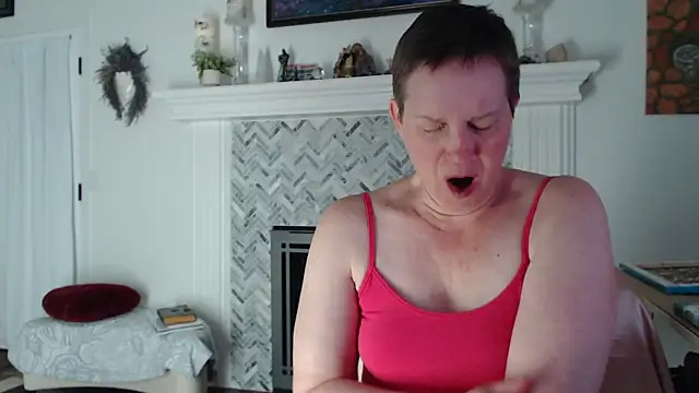 Snapshot of AuroraWillows chatting on 4, 3, 2026 AuroraWillows online show from 4, 3, 2026