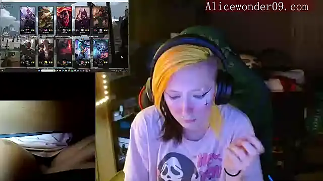 alicewonder09 online show from 21, 12, 2024