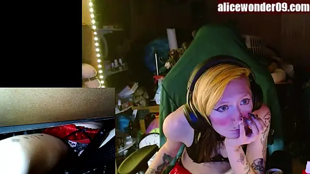 alicewonder09 online show from 26, 12, 2024