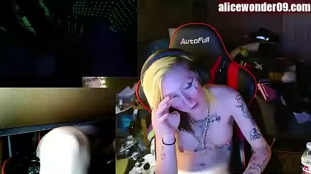 alicewonder09 online show from 31, 12, 2024