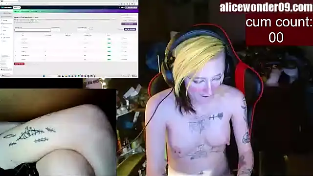 alicewonder09 online show from 4, 1, 2025