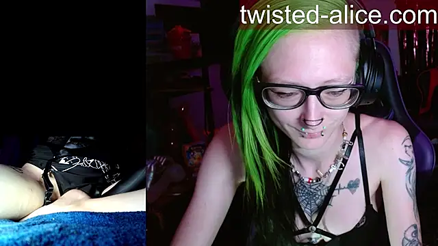 Snapshot of alicewonder09 chatting on 17, 6, 2026 alicewonder09 online show from 17, 6, 2026