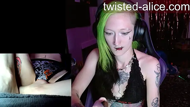 Snapshot of alicewonder09 chatting on 2, 7, 2026 alicewonder09 online show from 2, 7, 2026