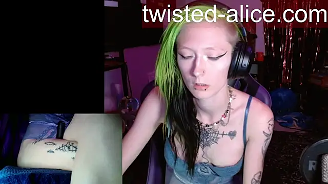 Snapshot of alicewonder09 chatting on 10, 7, 2026 alicewonder09 online show from 10, 7, 2026