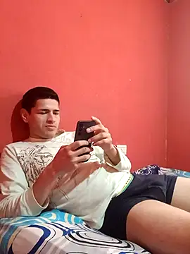 Snapshot of ynose2 chatting on 25, 9, 2025 ynose2 online show from 25, 9, 2025