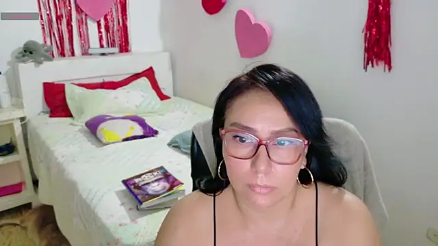 hottplay online show from 23, 2, 2026