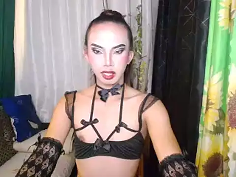 Snapshot of MirabelleNotch chatting on 2, 3, 2025 MirabelleNotch online show from 2, 3, 2025