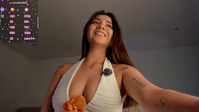 Snapshot of sara_cruz011 chatting on 17, 2, 2026 sara cruz011 online show from 17, 2, 2026