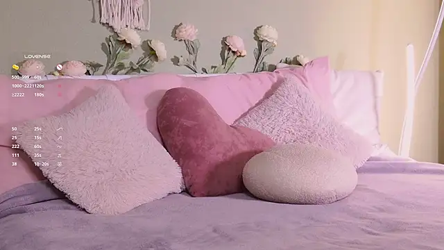 Snapshot of Rinas_secret chatting on 23, 9, 2025 Rinas secret online show from 23, 9, 2025