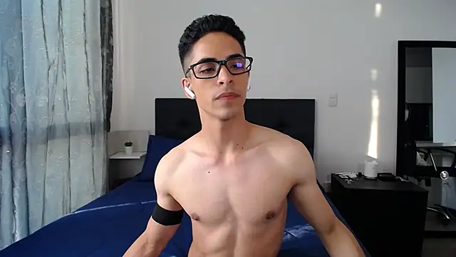 Snapshot of aodaboyyy chatting on 26, 12, 2024 aodaboyyy online show from 26, 12, 2024