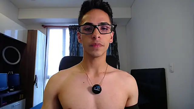 Snapshot of aodaboyyy chatting on 29, 12, 2024 aodaboyyy online show from 29, 12, 2024