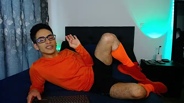 Snapshot of aodaboyyy chatting on 5, 1, 2025 aodaboyyy online show from 5, 1, 2025