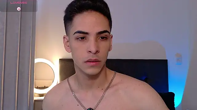 Snapshot of aodaboyyy chatting on 11, 10, 2025 aodaboyyy online show from 11, 10, 2025