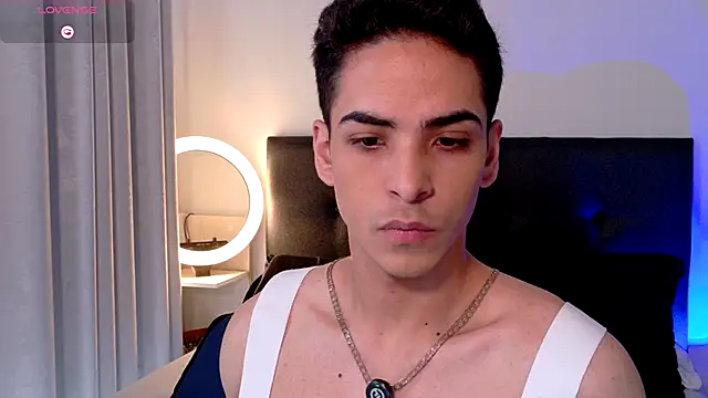 Snapshot of aodaboyyy chatting on 27, 10, 2025 aodaboyyy online show from 27, 10, 2025