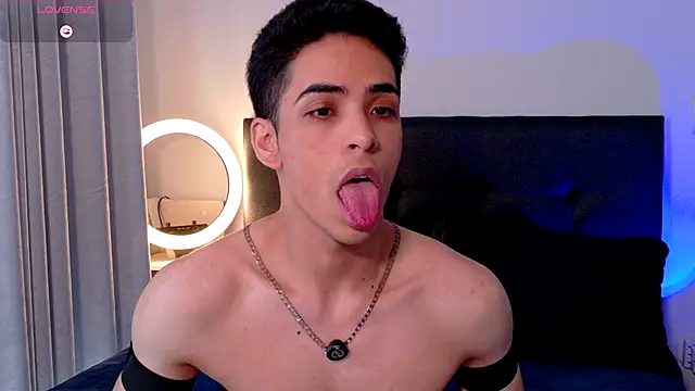 Snapshot of aodaboyyy chatting on 2, 11, 2025 aodaboyyy online show from 2, 11, 2025