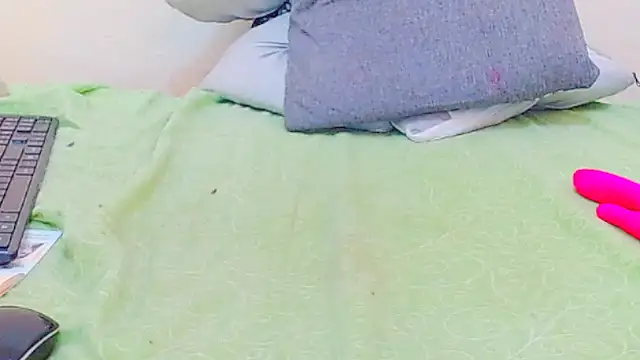 Camilexxx online show from 14, 1, 2025